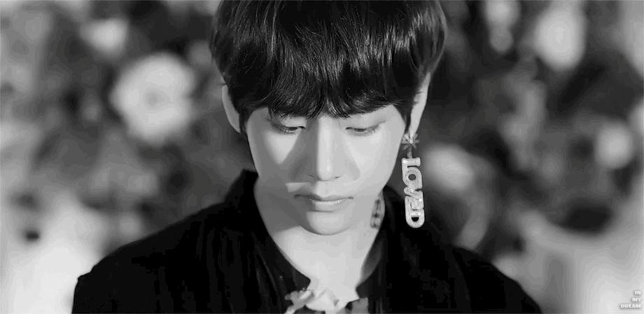 防弹少年团新专辑金泰亨v镶钻耳坠loveyourself承her长款耳环