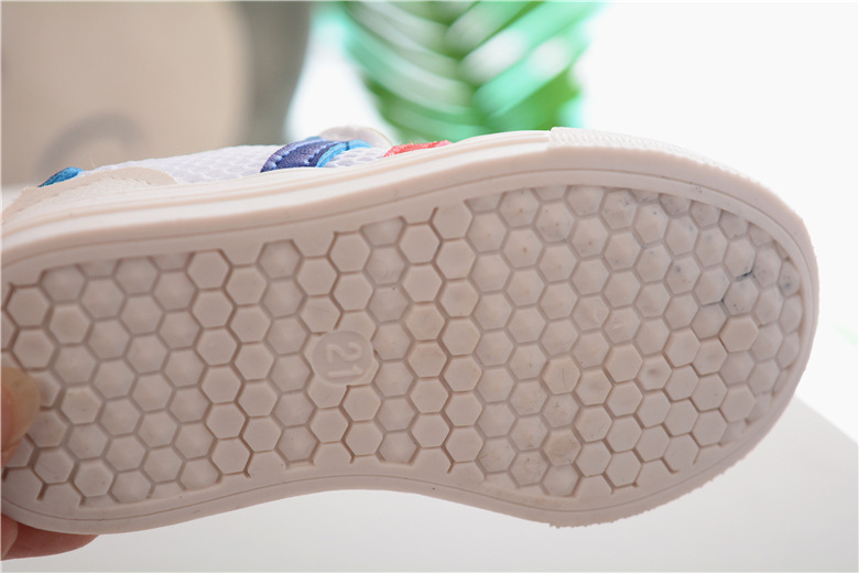 2018夏季新款镂空小白鞋男女童韩版透气洞洞板鞋学生休闲百搭童鞋