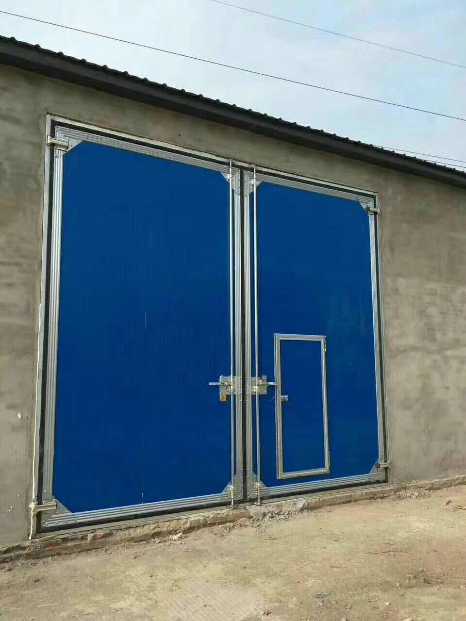 工程实景图 保温钢大门 平开钢大门 钢质保温门 钢制平开保温门