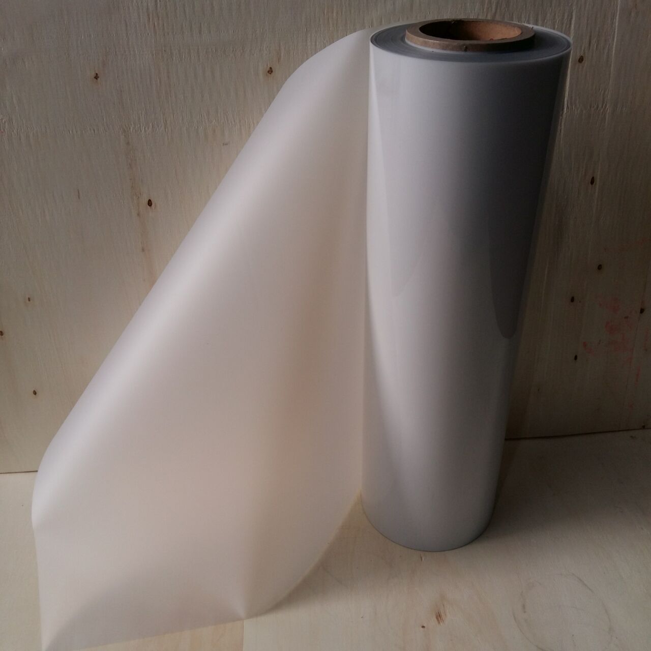 pet哑光膜 雾面pet哑光聚酯薄膜