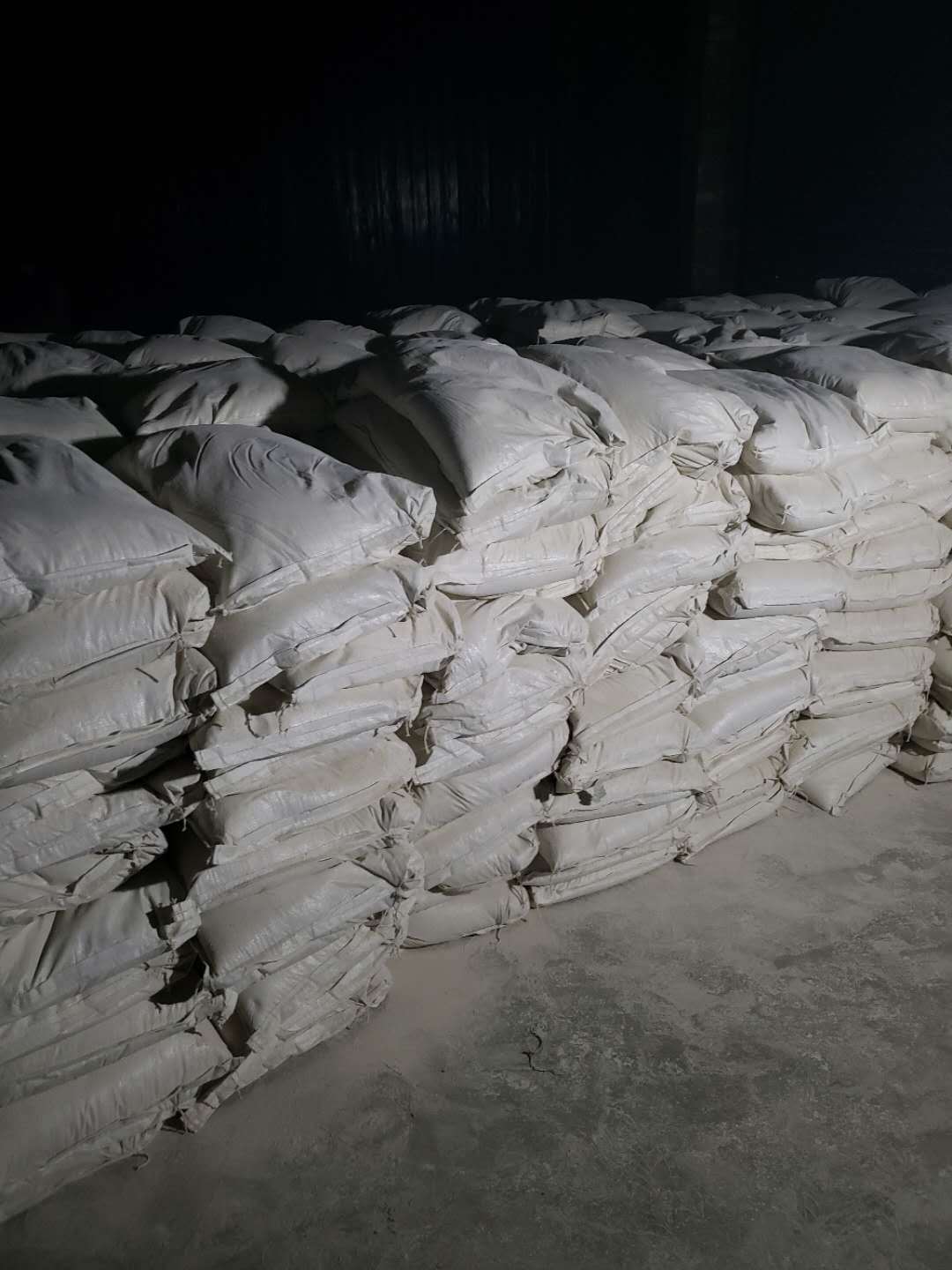 陕西白灰  石灰粉,石灰块 陕西水泥 陕西石灰 袋灰 厂家直发