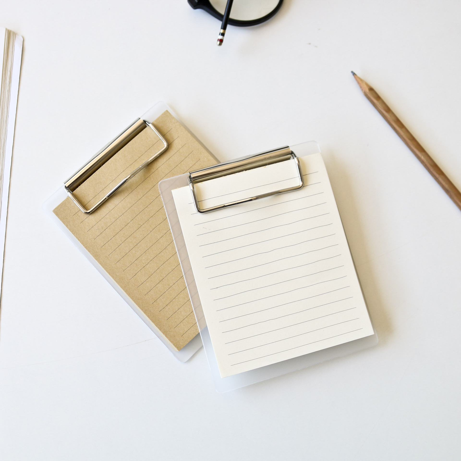 李彩华办公文教用品 简约 板夹便签本 记事本学生笔记本