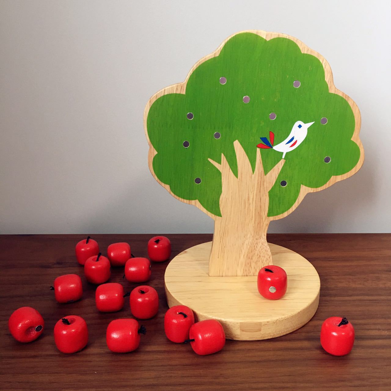 木质磁性苹果树蒙氏教具学数数分果果宝宝幼儿园教学早教益智玩具