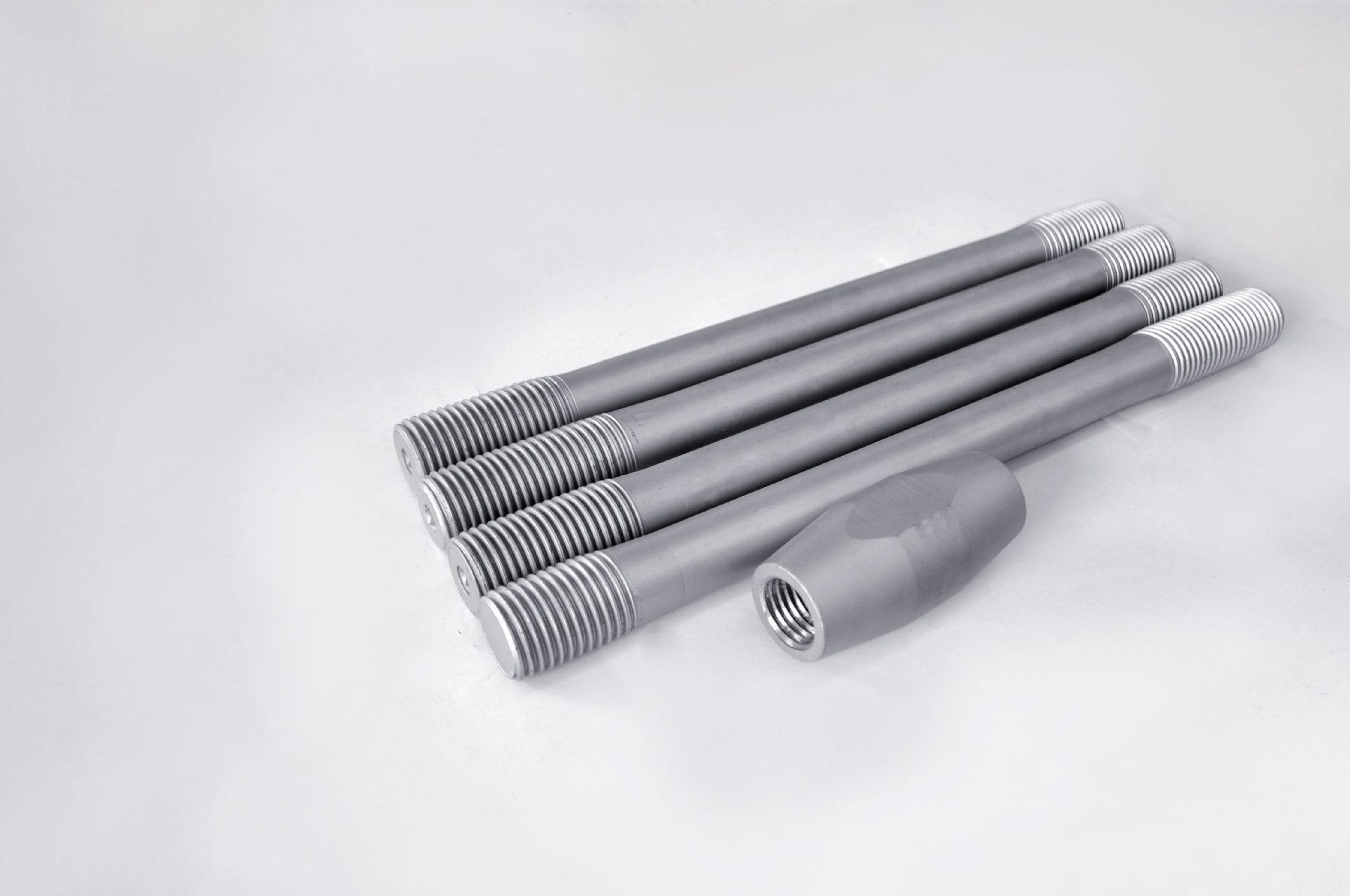 现货供应高强度高韧性钢结构用钢拉杆建筑用钢结构件大量销售