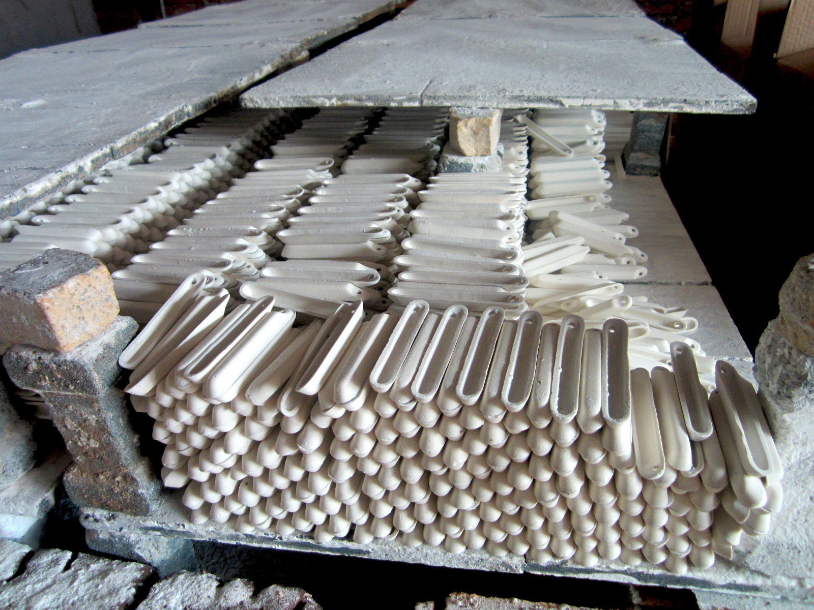 厂家直销化学瓷燃烧船瓷舟烧舟陶瓷舟刚玉舟88舟