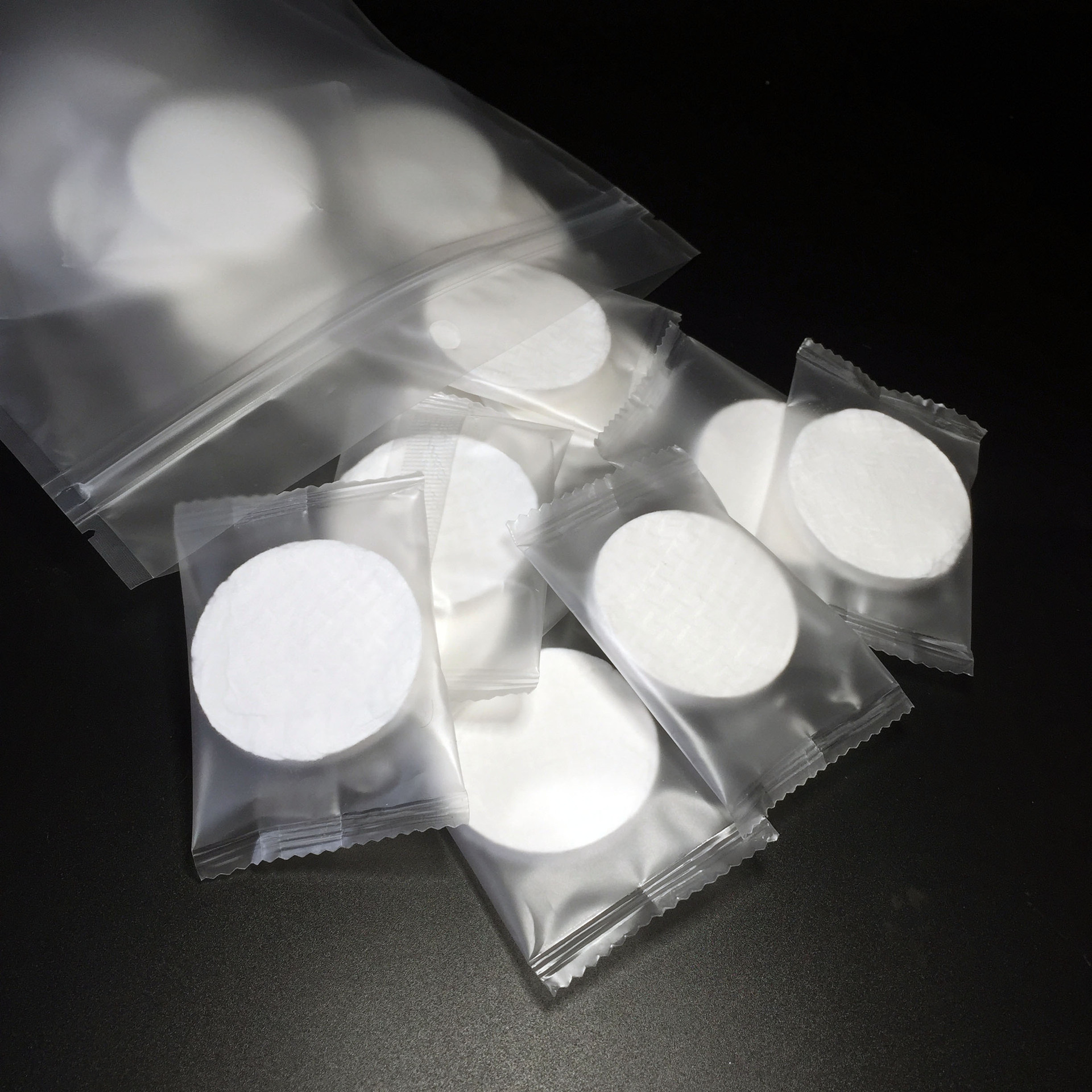 一次性毛巾 纯棉厂家批发生产压缩毛巾 专供美容院 酒店专用毛巾