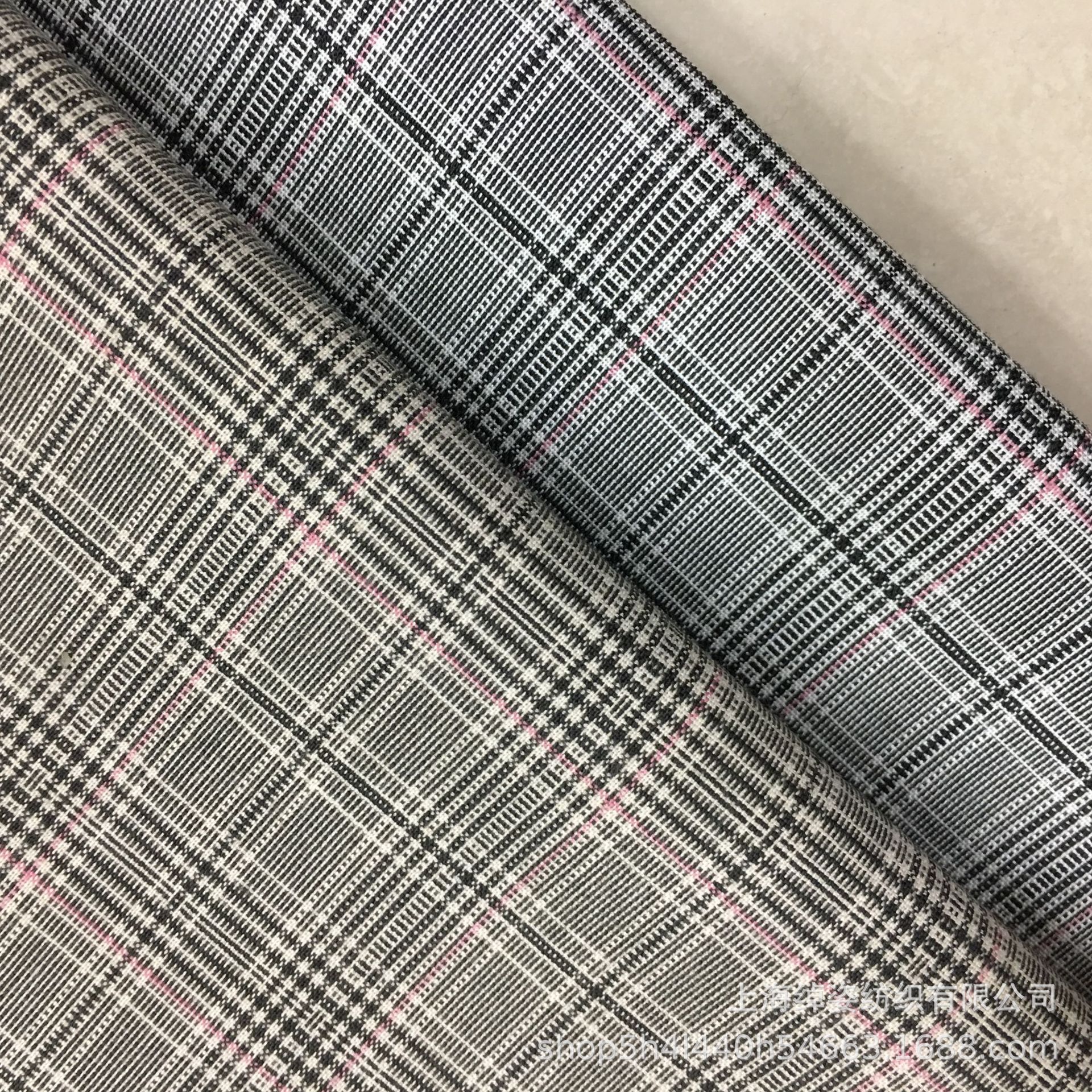 厂家2018秋冬格子面料服装面料格子布西装面料