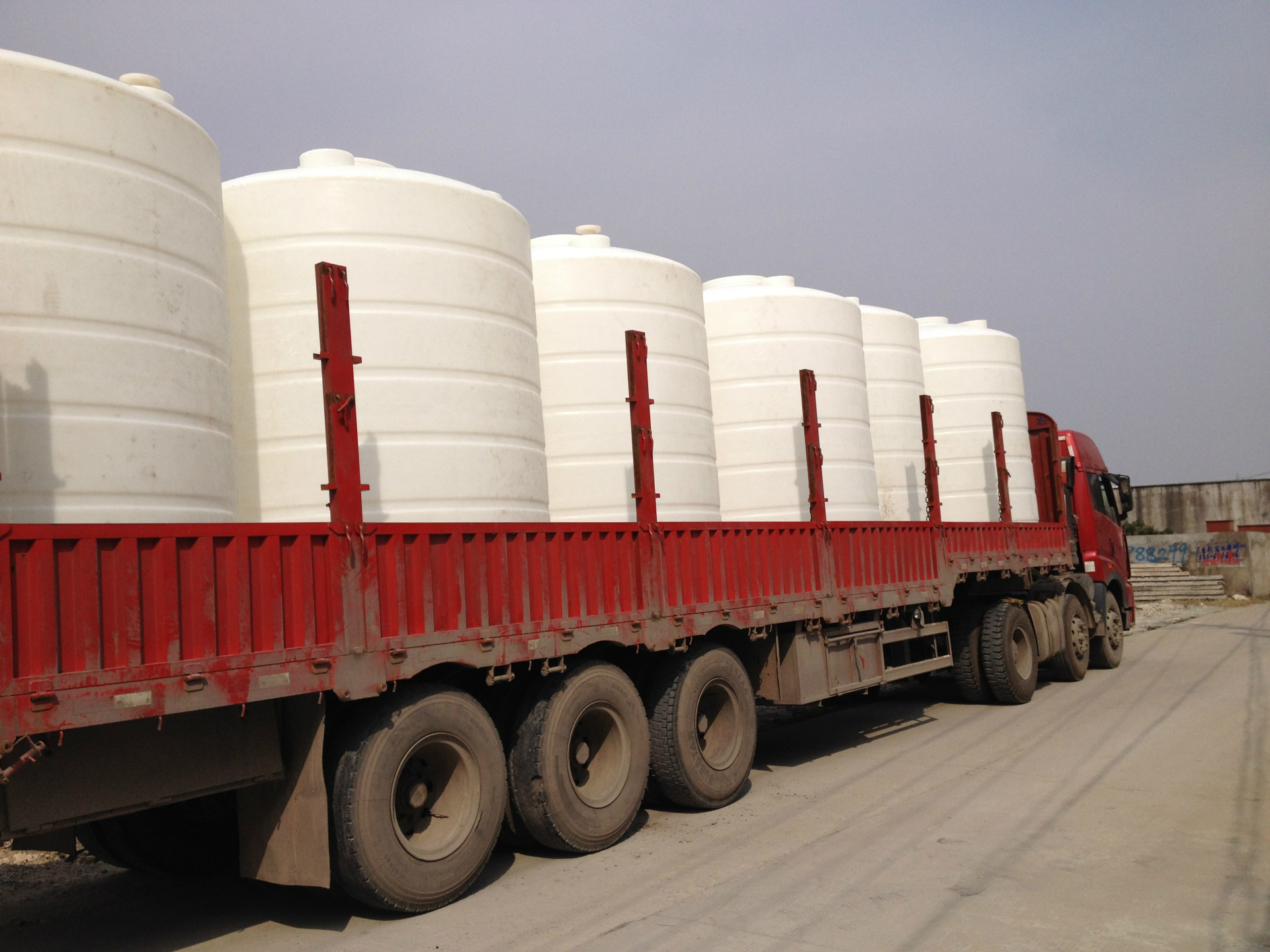 湖北锥形塑料水塔锥底储水罐蓄储水圆桶化工搅拌桶