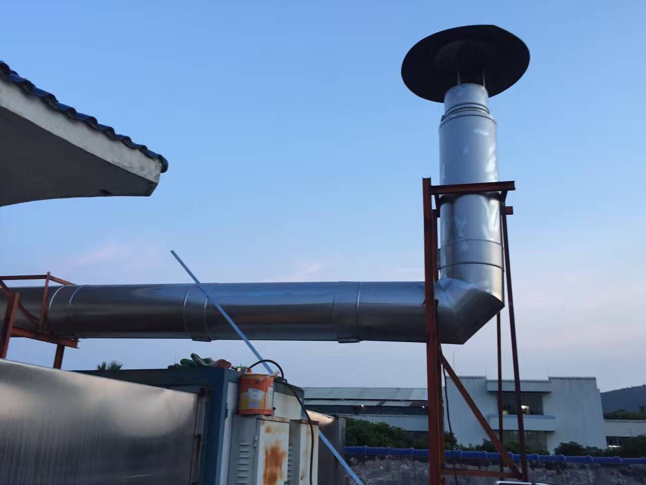 厂家不锈钢双层保温烟囱价格 福建浙江广东厨房烟囱安装批发