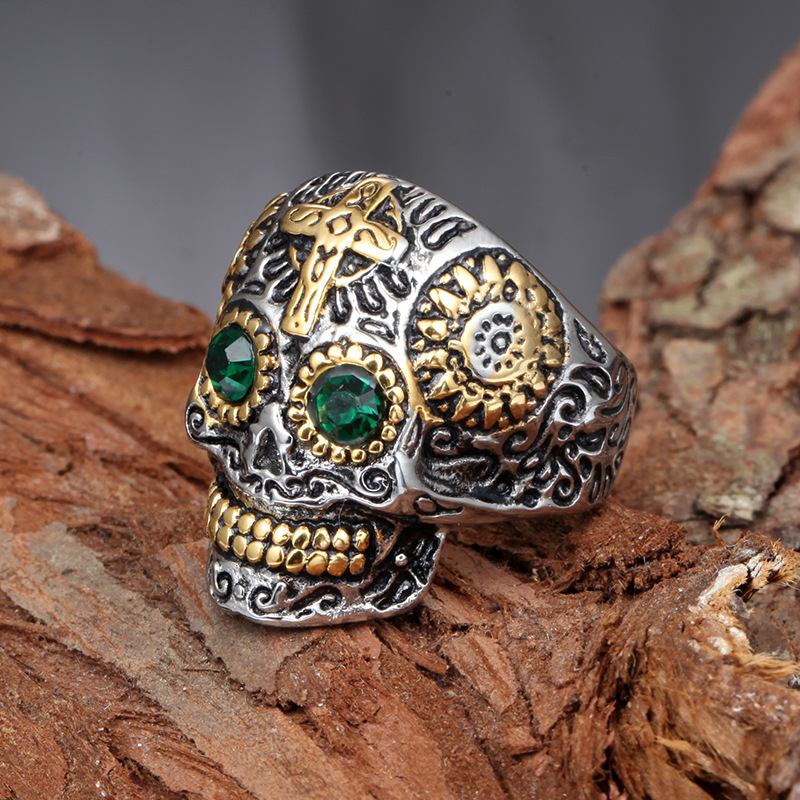 欧美复古钛钢骷髅头戒指饰品个性男雕花嘎巴拉不锈钢鬼头绿眼指环