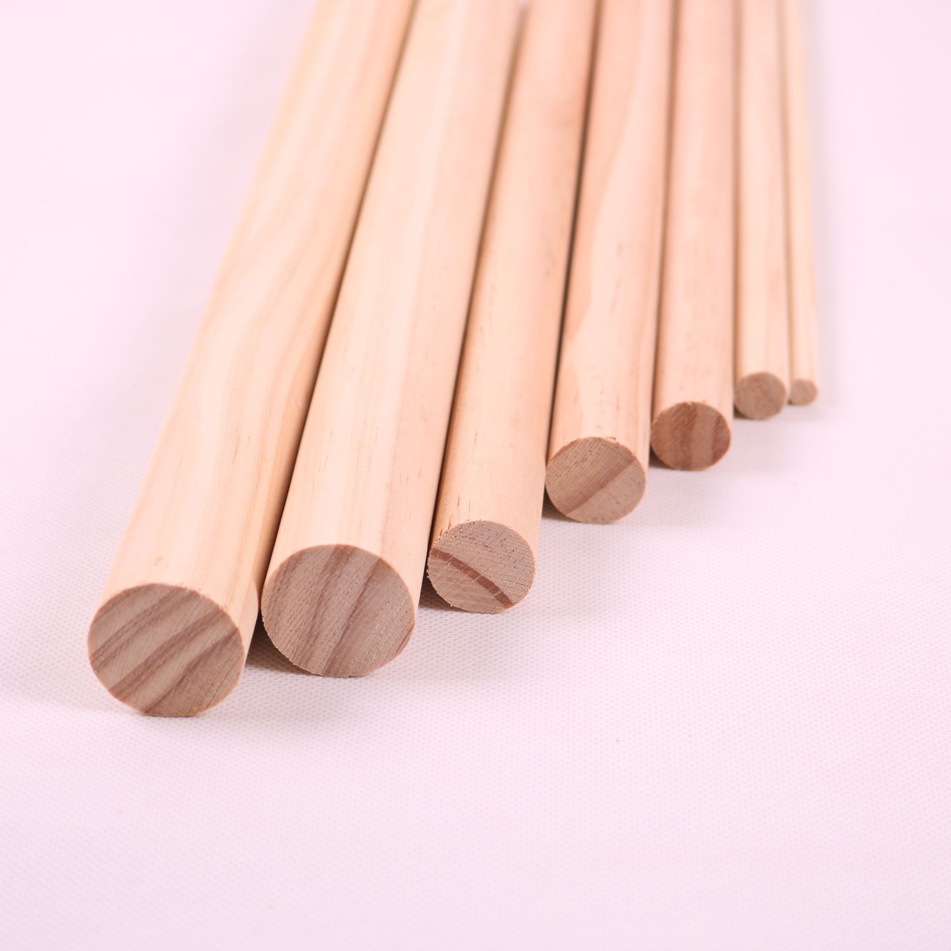 实木圆木棒松木桐木手工木杆子可定木制工艺品现货大量供应木棍子