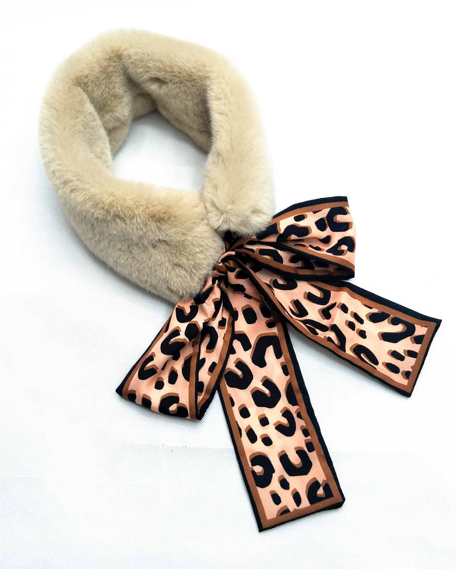 新款围巾豹纹蝴蝶结围脖百搭女加厚保暖爆款一件代发