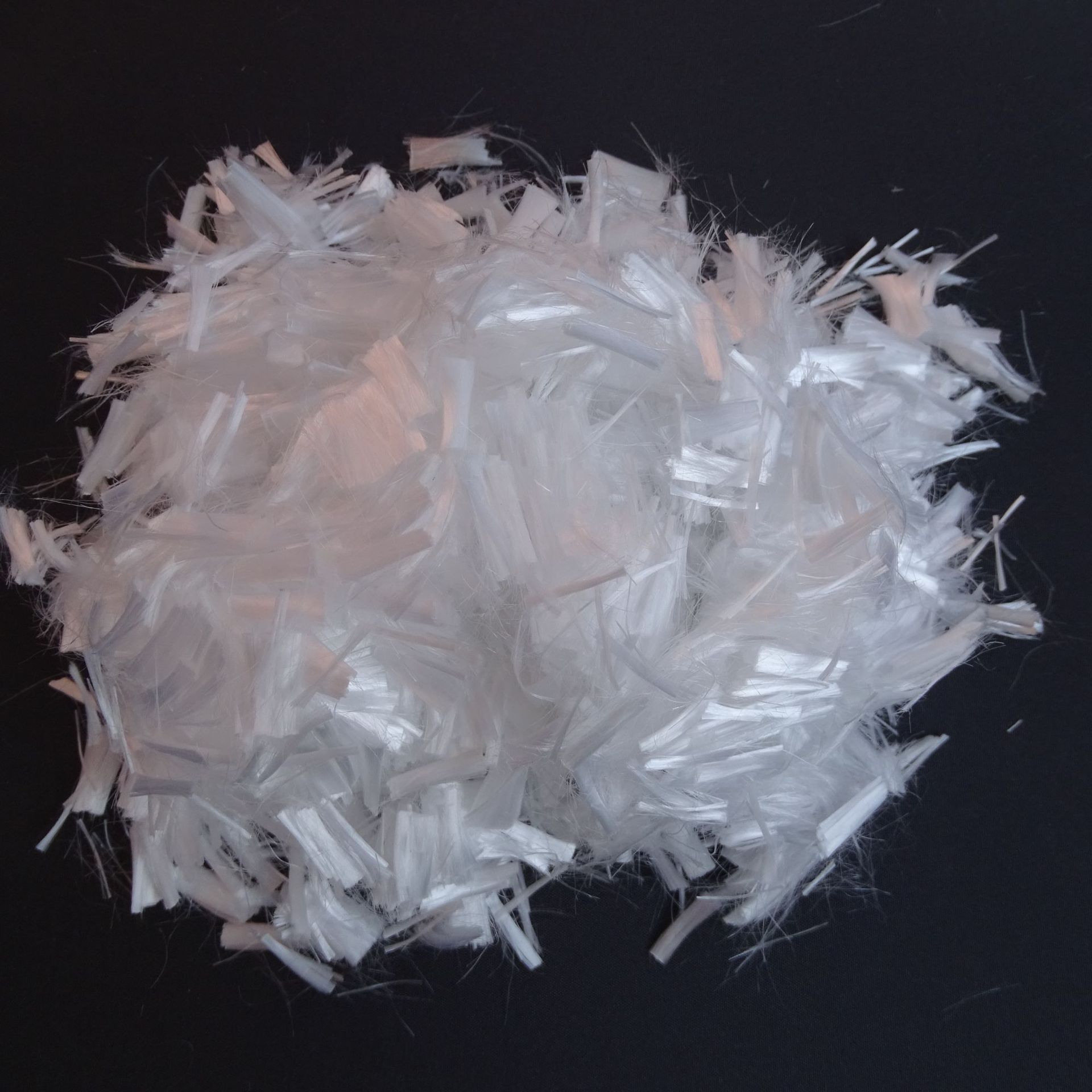 厂家直销聚丙烯纤维 砂浆混凝土高强度短纤维抗裂防防冻量大从优