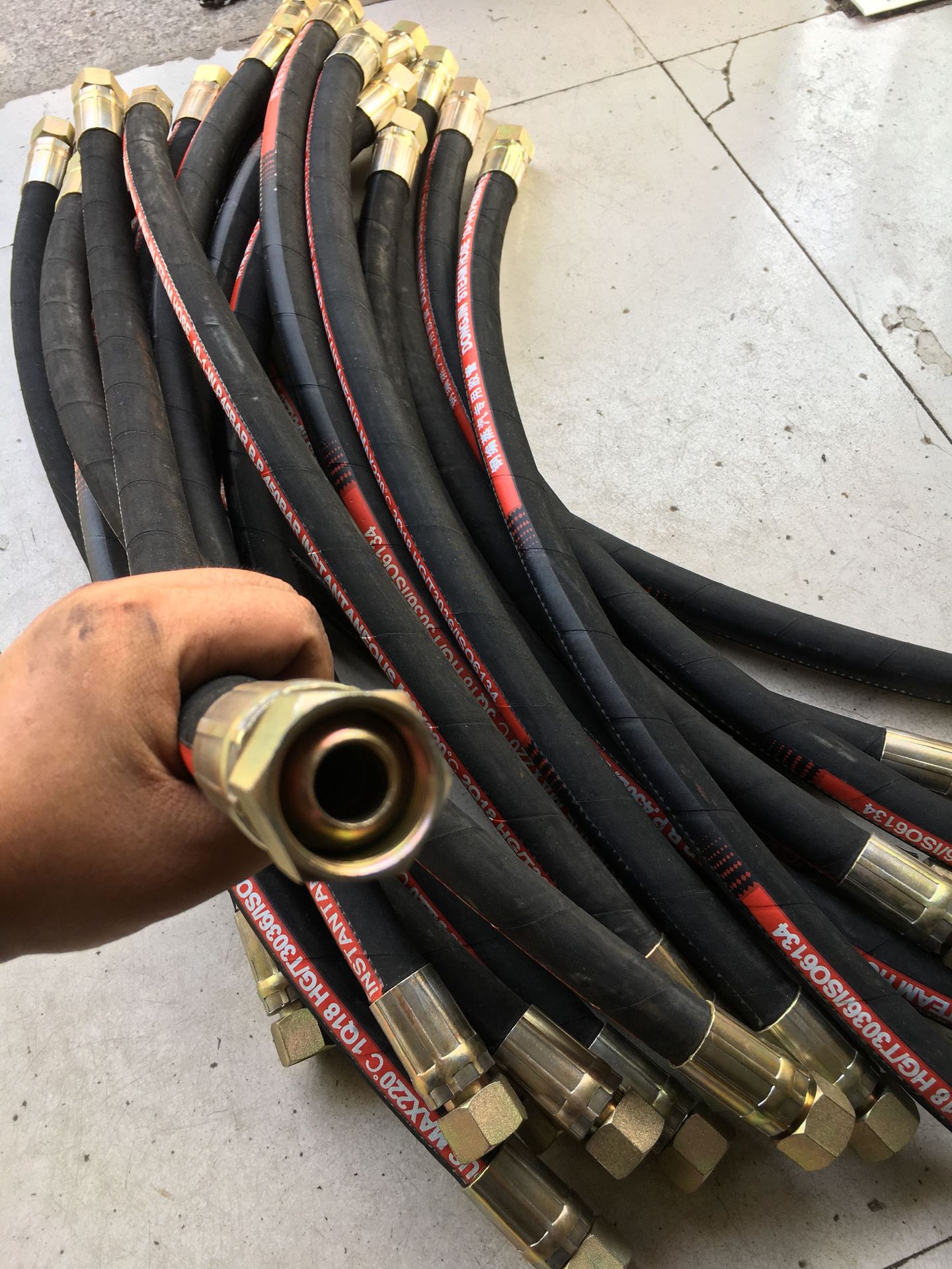 橡胶钢丝蒸汽管 防爆高压软管液压胶管耐高温耐腐蚀三元乙丙胶管