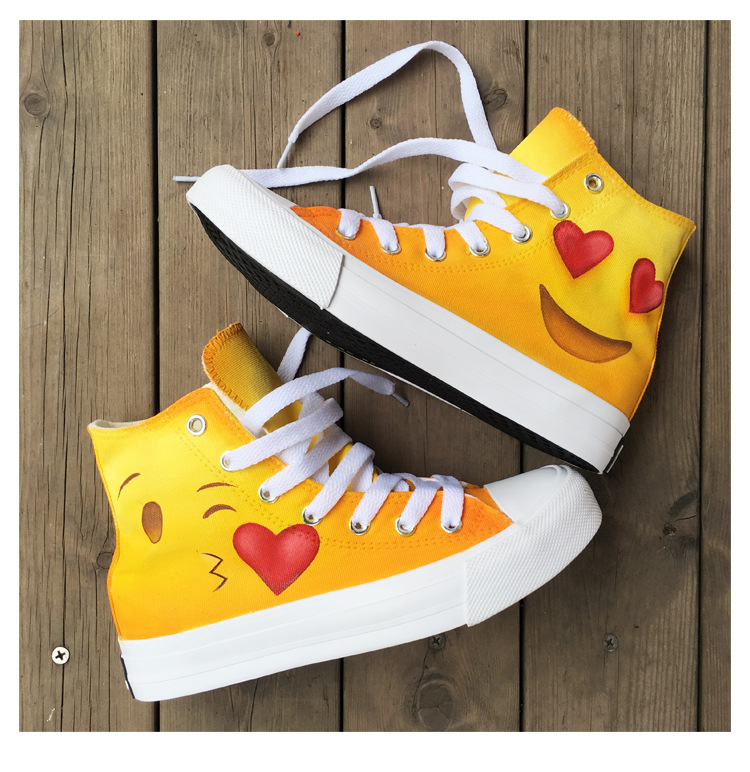 wen创意款手绘鞋女式运动风单鞋春秋emoji表情桃心小黄脸帆布鞋男