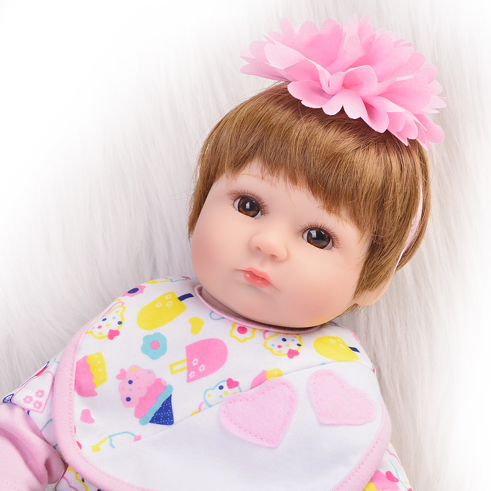 keiumi 17寸软硅胶仿真婴儿 布身体重生娃娃 可爱逼真 过家家玩偶