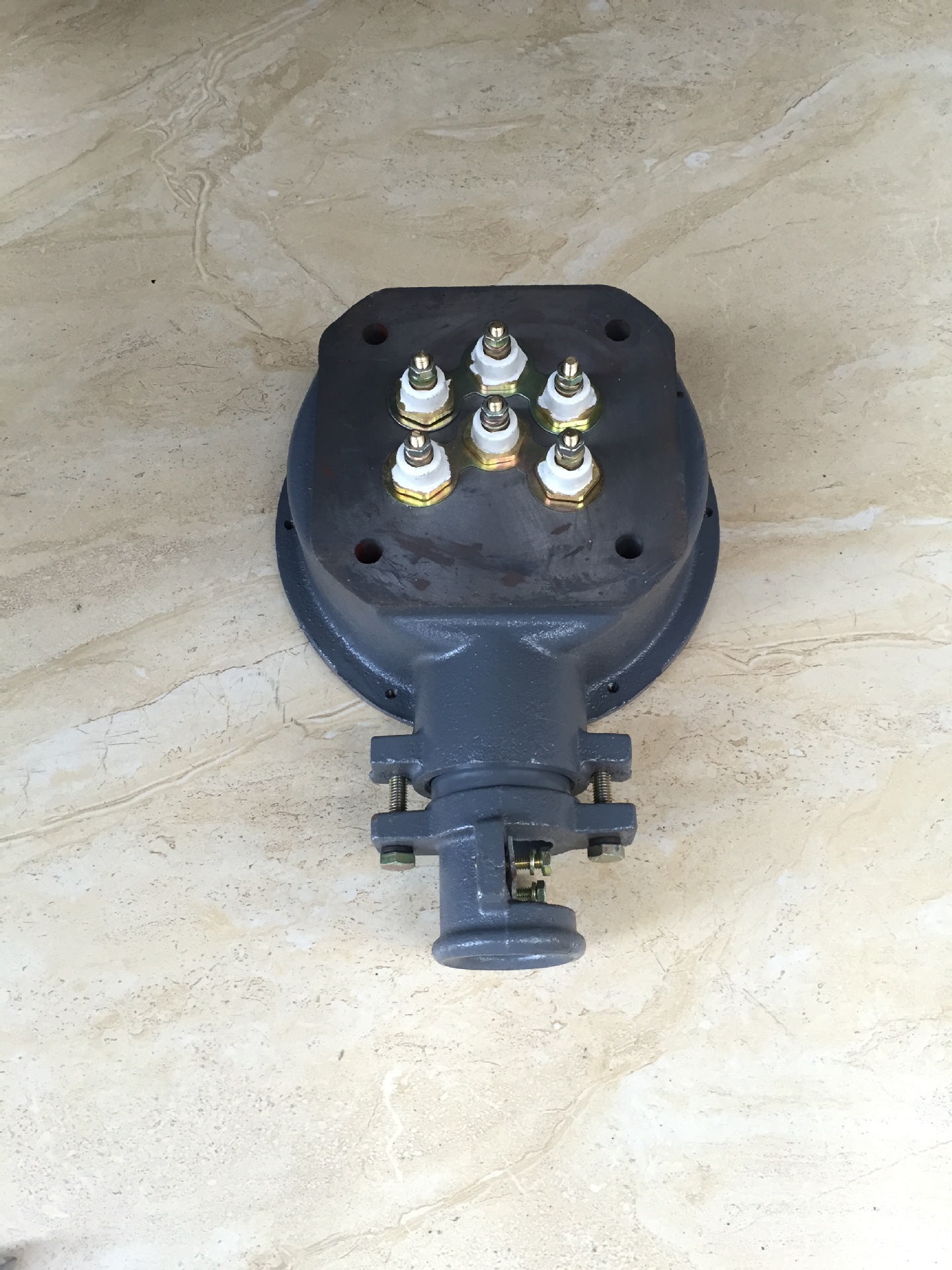 电机接线盒防爆电机接线盒中心眼距55-220方形0.55-220kw圆形方形