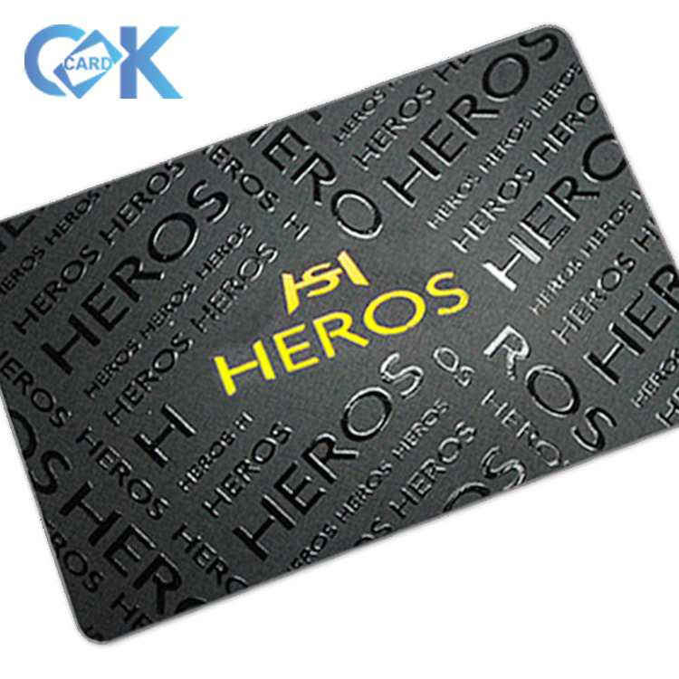 工厂制作塑料卡过uv,套印uv丝印logo会员卡名片卡制作热销中!