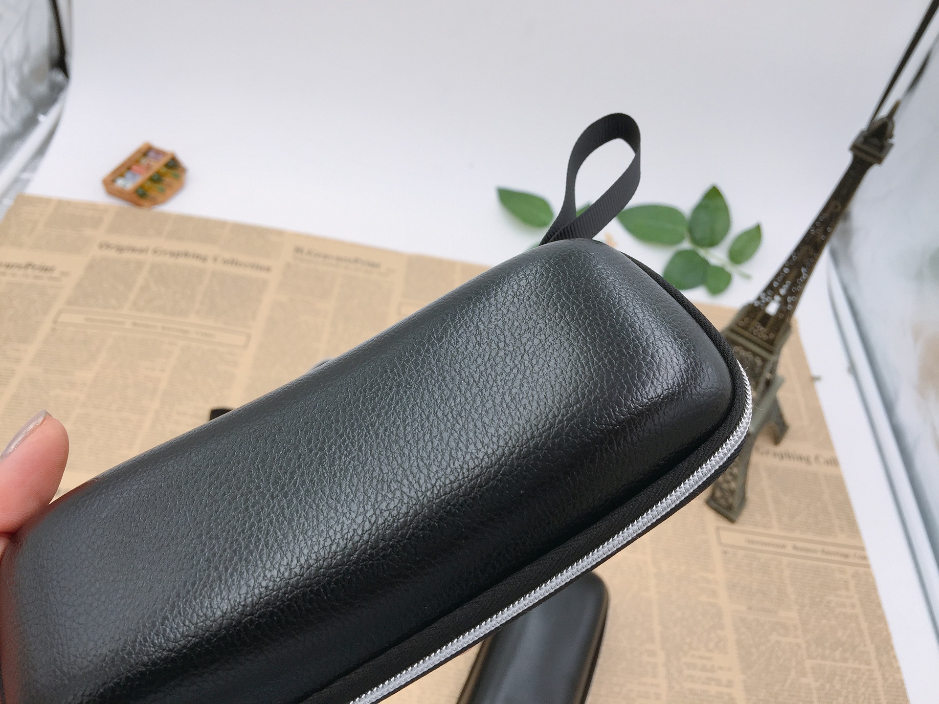 纯色墨镜拉链盒太阳镜镜盒 帕森纳黑色方形皮盒光学眼镜袋子bsll