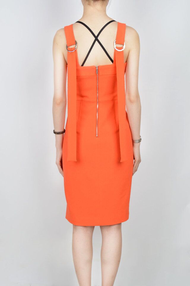 丽朵惯度-橙色绑带式绉纱中长连衣裙