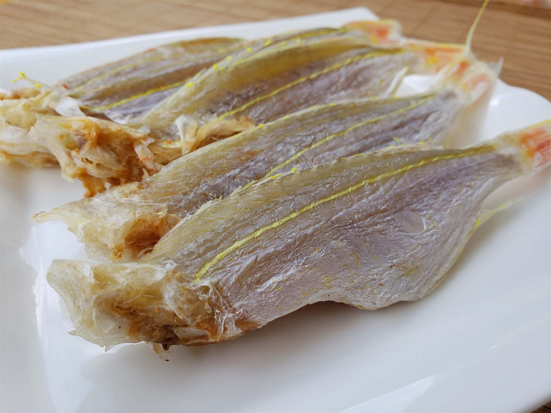 生产加工各种鱼干 冷风烘干 淡咸可控北海市爱鱿鱿加工厂可代加工