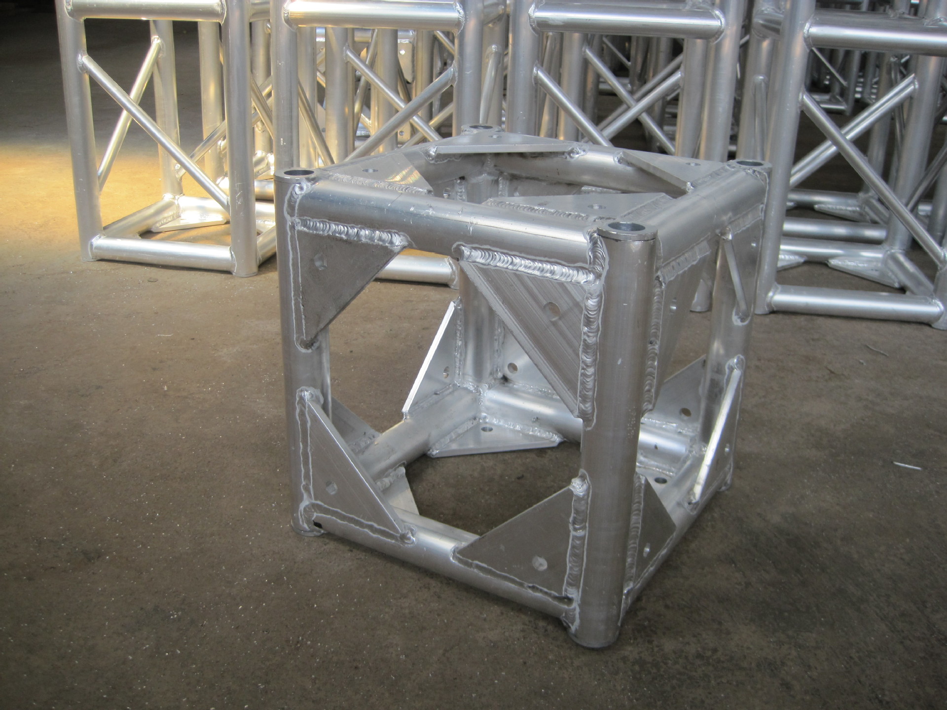 六面方接头/万向头/铝合金桁架方头/演出桁架桁架舞台truss架