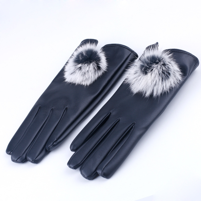 皮手套女士秋冬季加厚保暖骑车女款加绒可爱兔毛球触屏手套pu