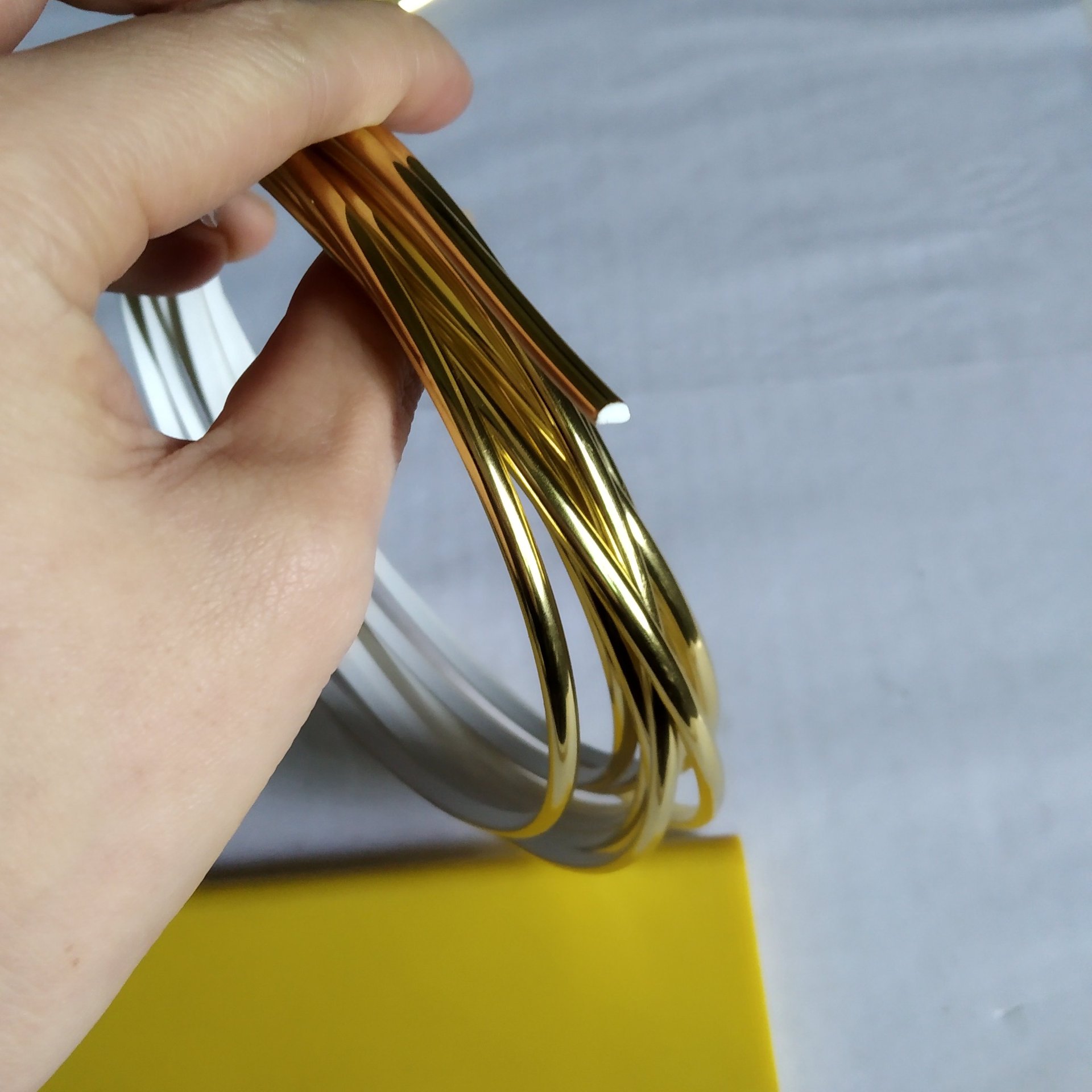 塑料装饰条鞋材饰条大底装饰金边条 家具门窗装饰条 厂家定制