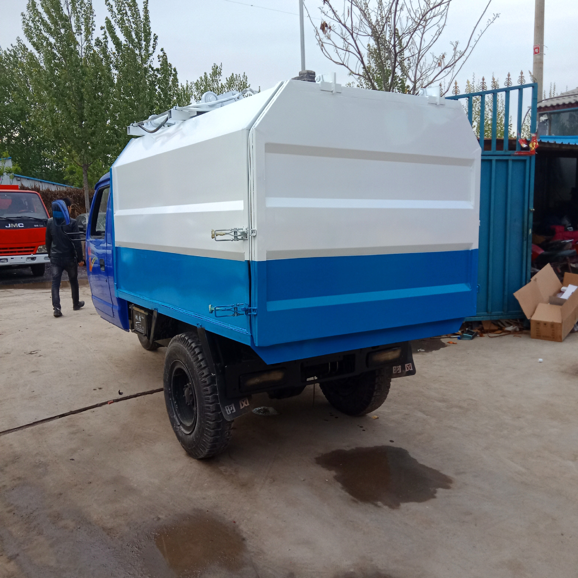 山东小型垃圾车厂家 园区街道农用三轮垃圾运输专用车 价格优惠