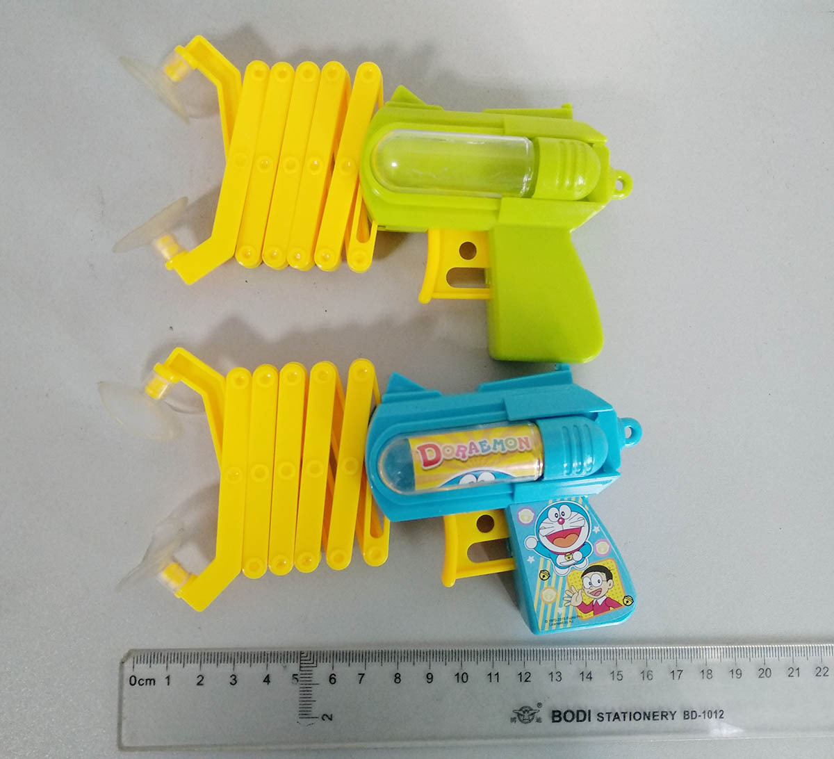 18cm吸盘伸缩钳伸长30cm吸盘伸缩弹簧枪可装糖伸缩吸盘手