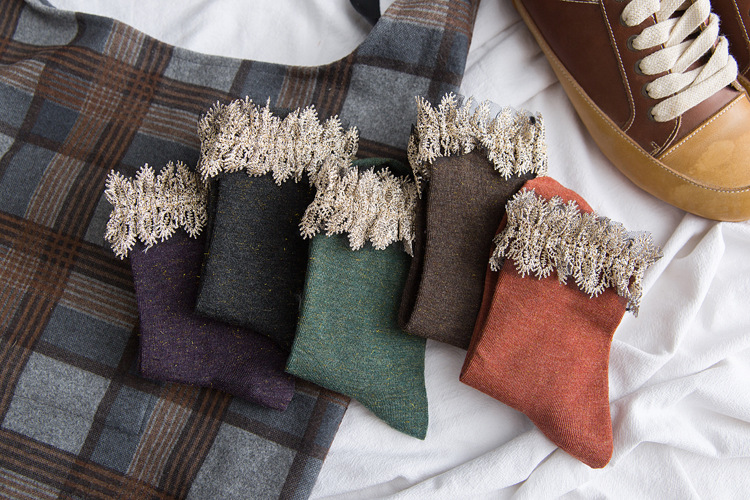 2018秋冬彩棉女士中筒袜 日韩新品蕾丝花边女袜 时尚透气复古学院