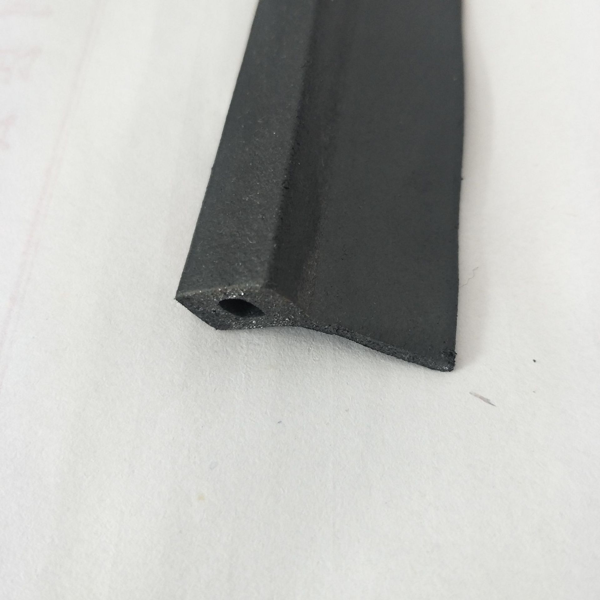 防火卷帘胶条 防火阻燃条消防设备专用橡胶条烟火隔离设备密封条