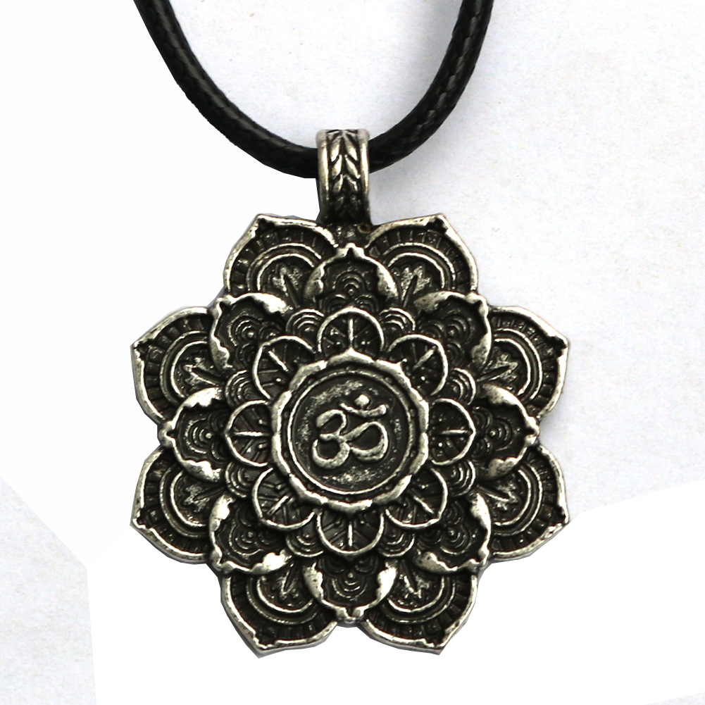 om曼荼罗护身符莲花冥想吊坠项链西藏精神藏传佛教符号几何宗教