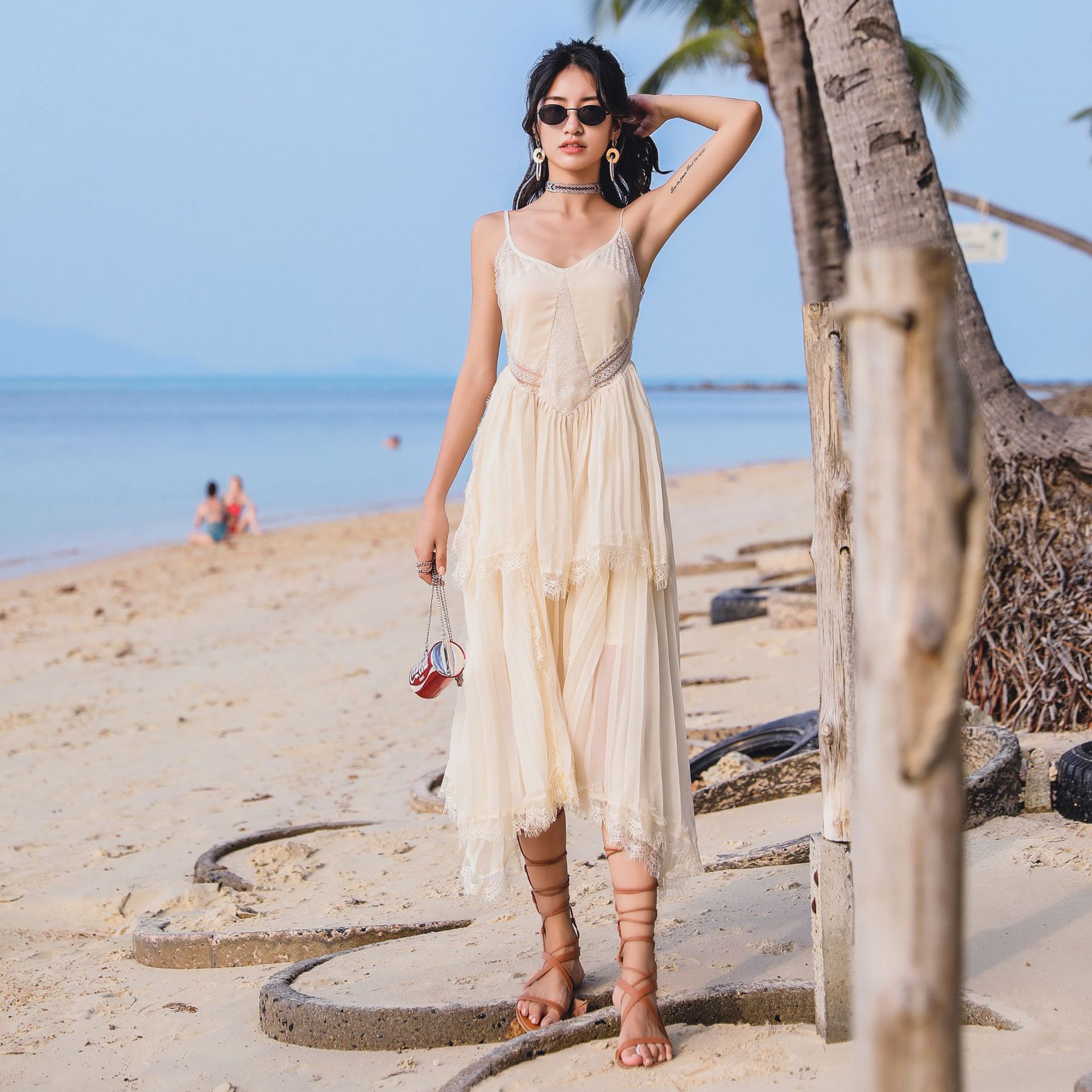 夏季重工吊带v领不规则压皱中长款连衣裙海边度假沙滩裙xw049