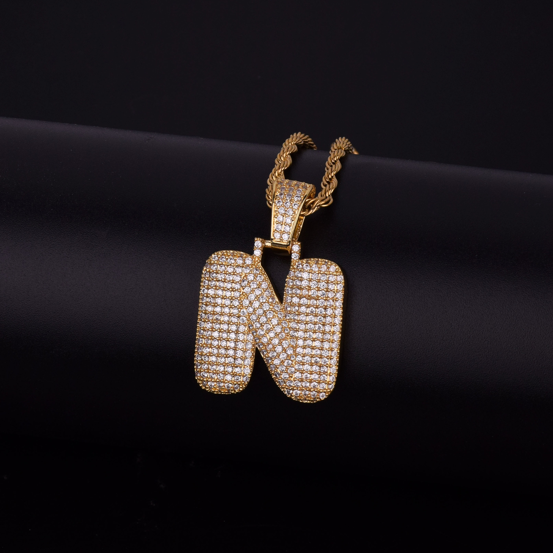 现货26英文字母金银玫瑰金吊坠饰品 镀24k金微镶锆石字母嘻哈潮人