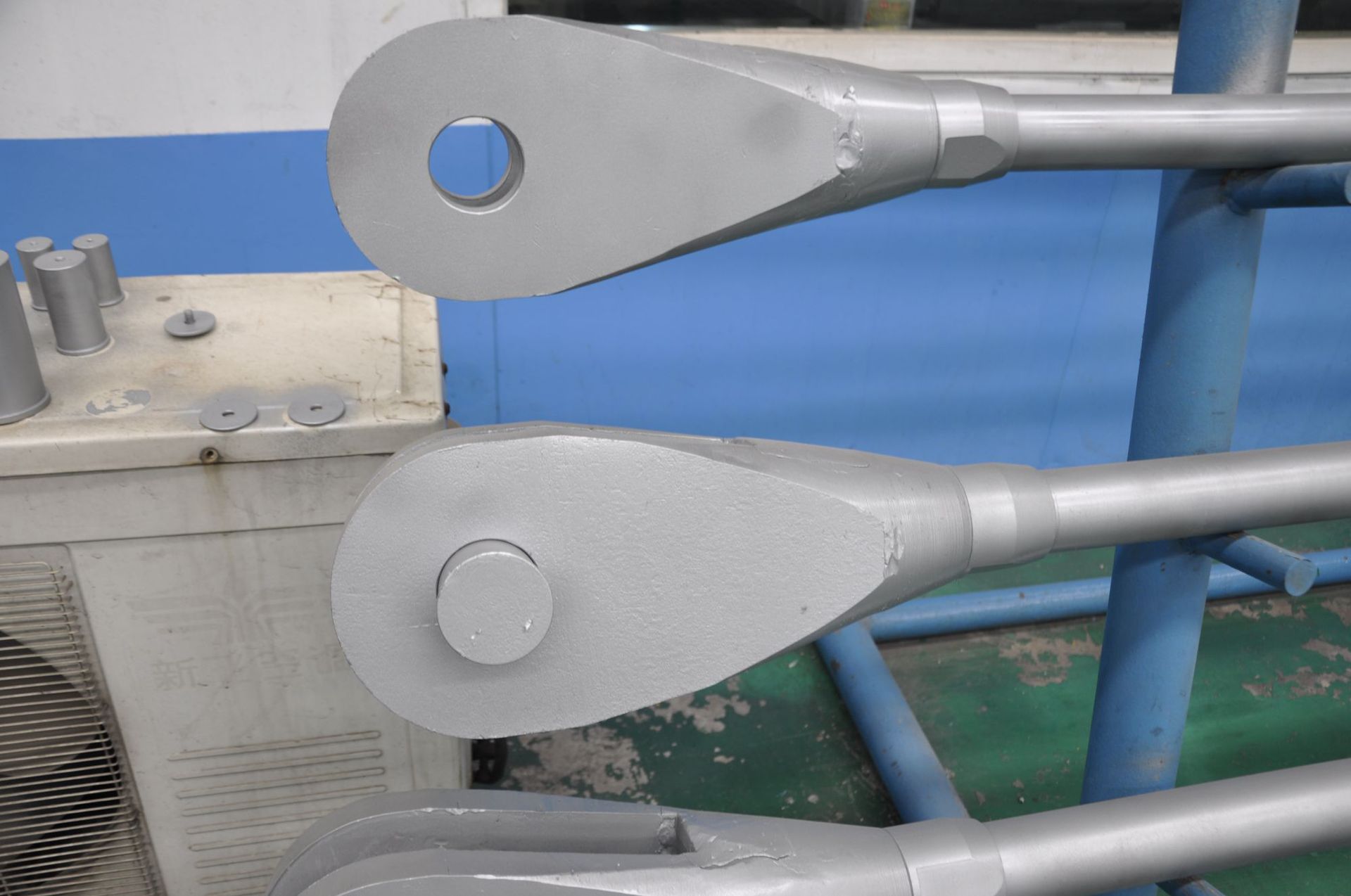 现货供应高强度高韧性钢结构用钢拉杆建筑用钢结构件大量销售