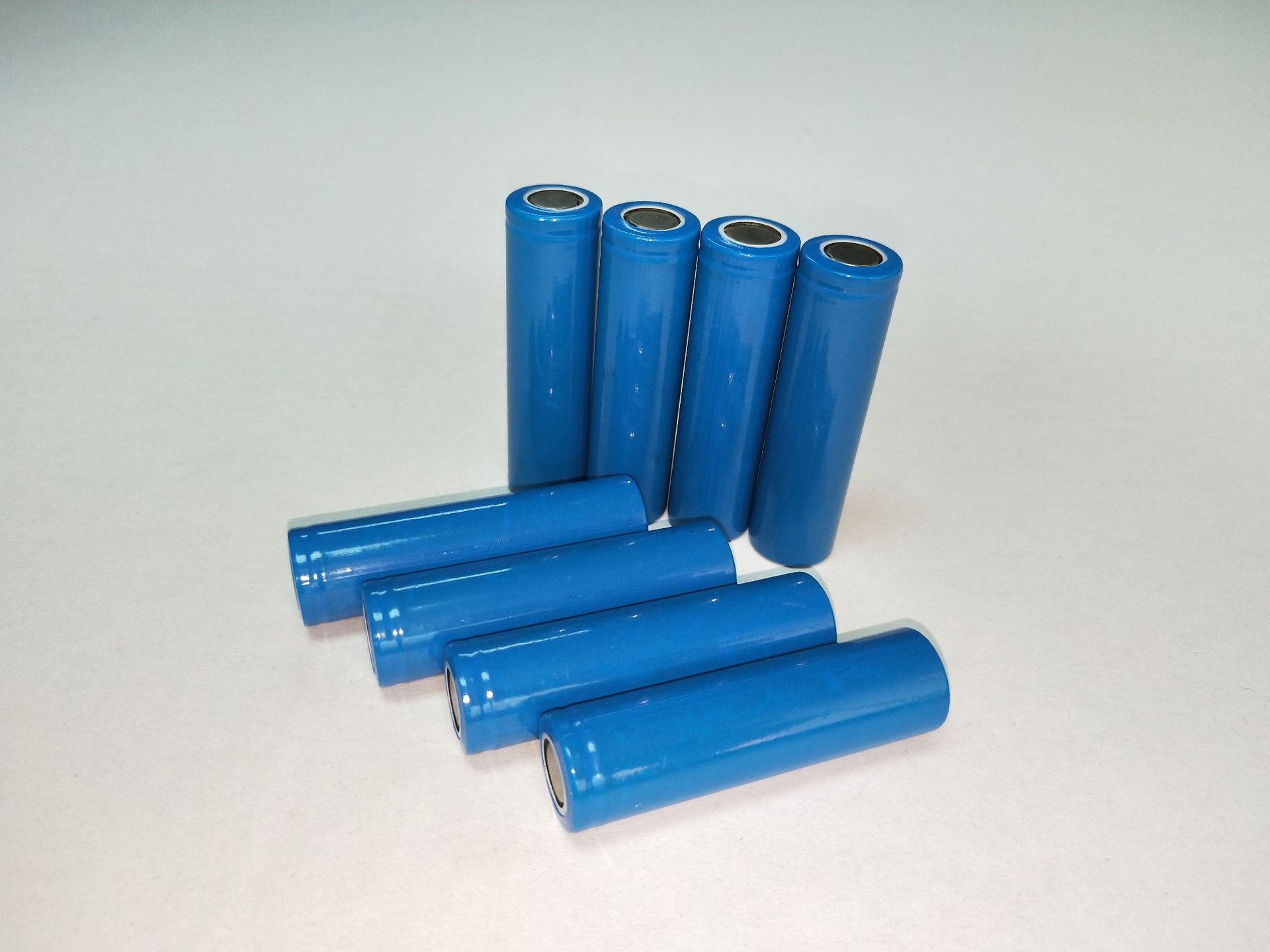厂家专业定制,18650锂电池,足容1200mah