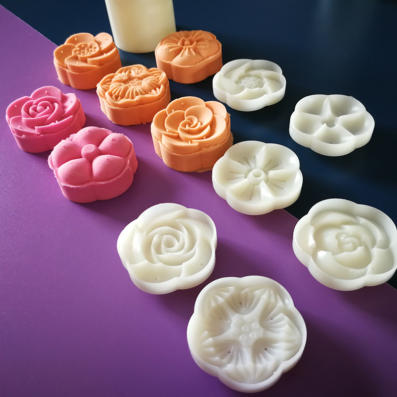 50g五瓣梅花形立体花纹手压式月饼糕点模具6片装