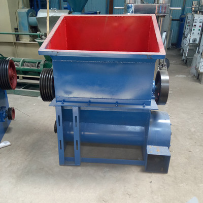 供应新型粉碎塑料泡沫颗粒机废旧泡沫粉碎机泡沫坨块粉碎机