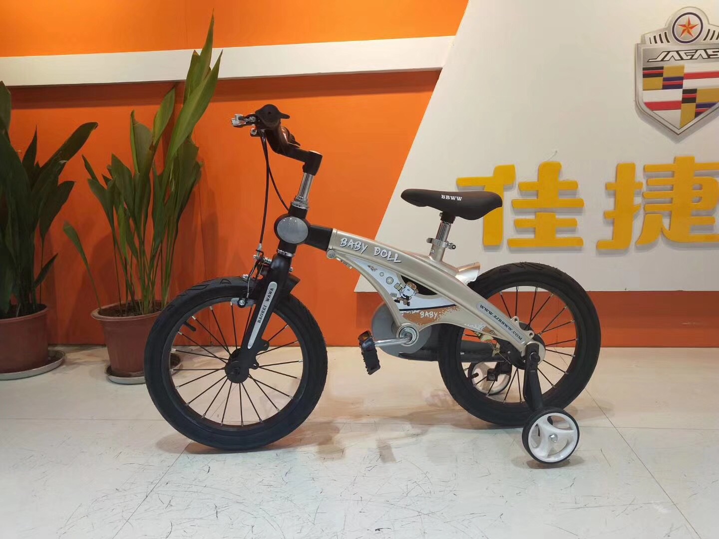 厂家直销宝贝娃娃镁合金童车小精灵bwt201伸缩款