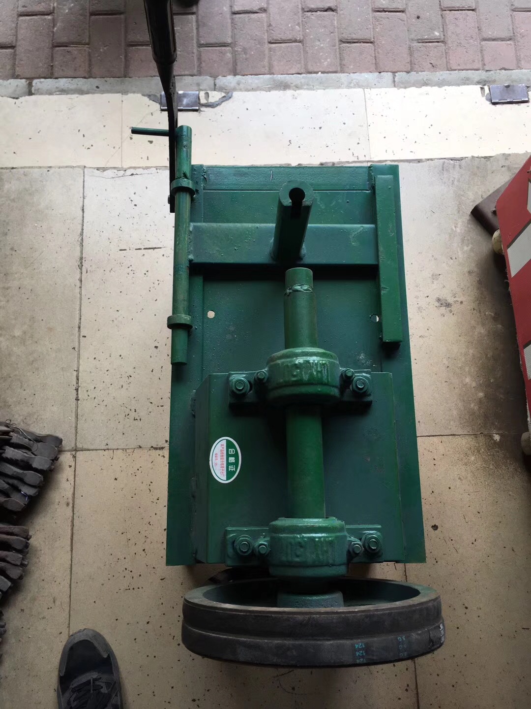 厂家定制供应扣件螺丝修理机扣件销钉铆钉维修卸丝机扣件修复机