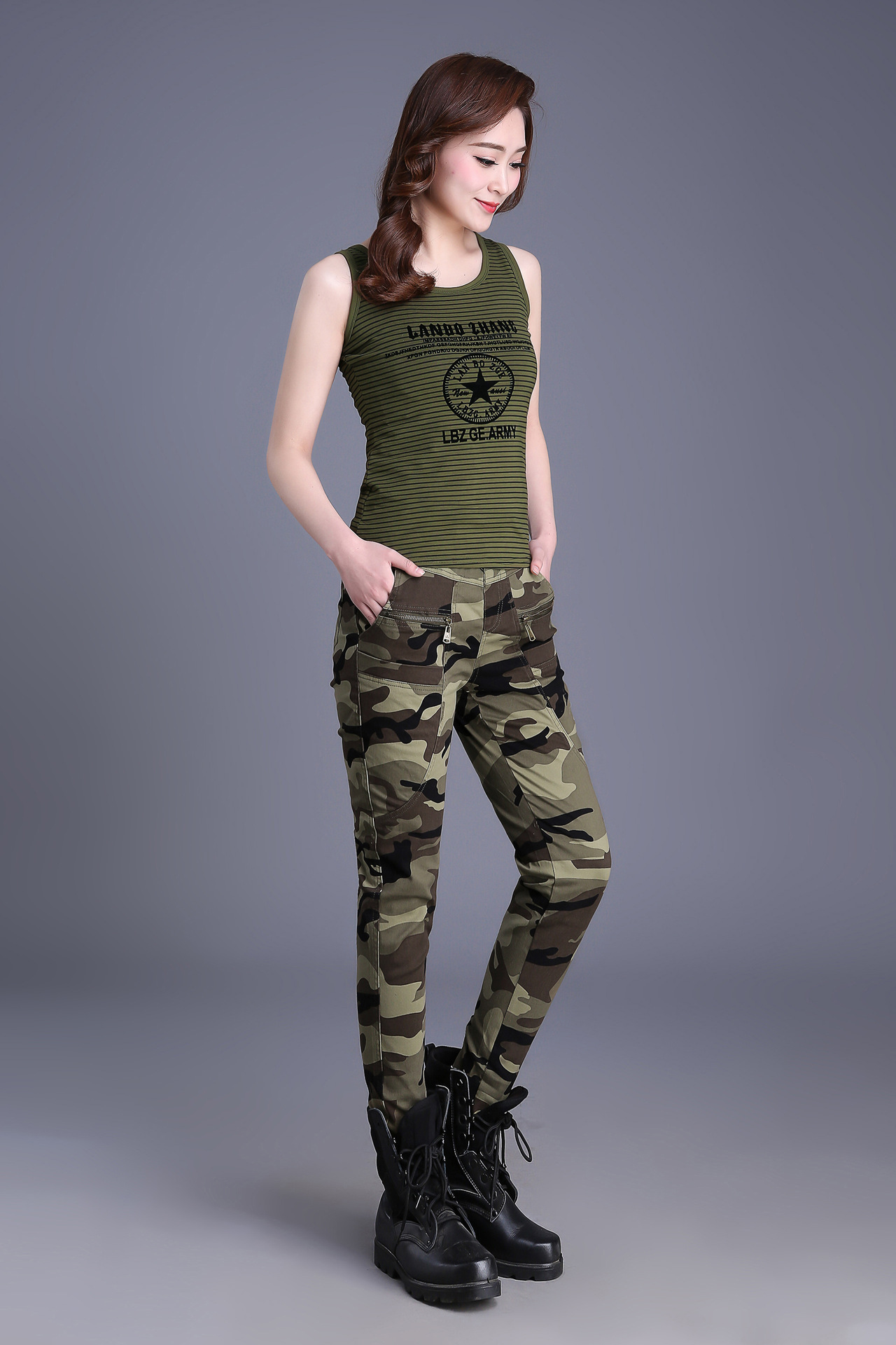 2018新款女装户外运动拉链作训军装迷彩裤女水兵舞服表演冲锋裤女