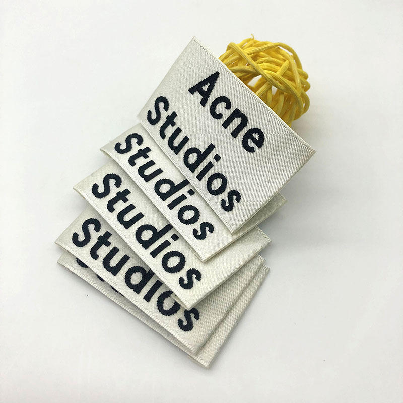 钩边缎面织唛尺码标 服装领标洗水唛布标 缎面织标主唛