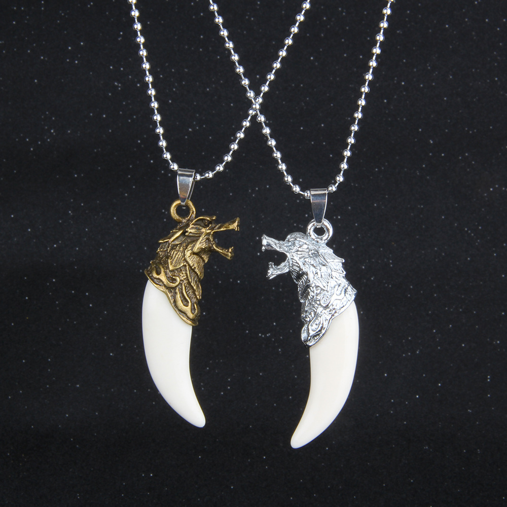 非主流个性男士项链新款创意狼头镶嵌狼牙项链学生特色便宜项链