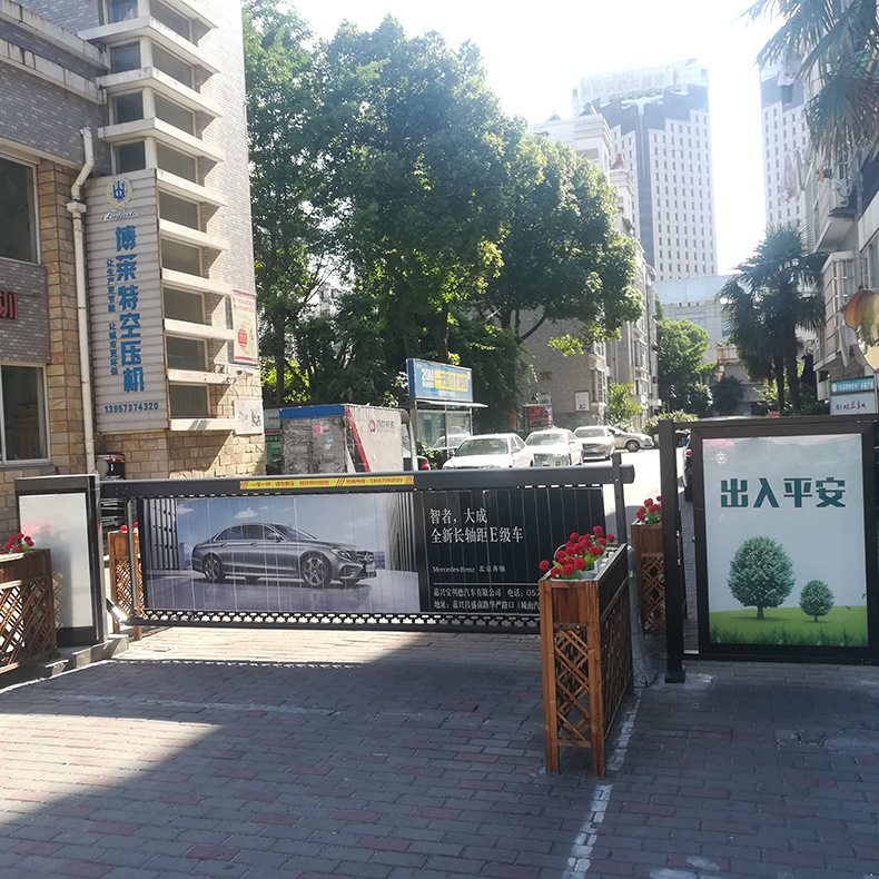 人行通道闸 小区人行通道广告门 智能广告门 智慧社区广告门