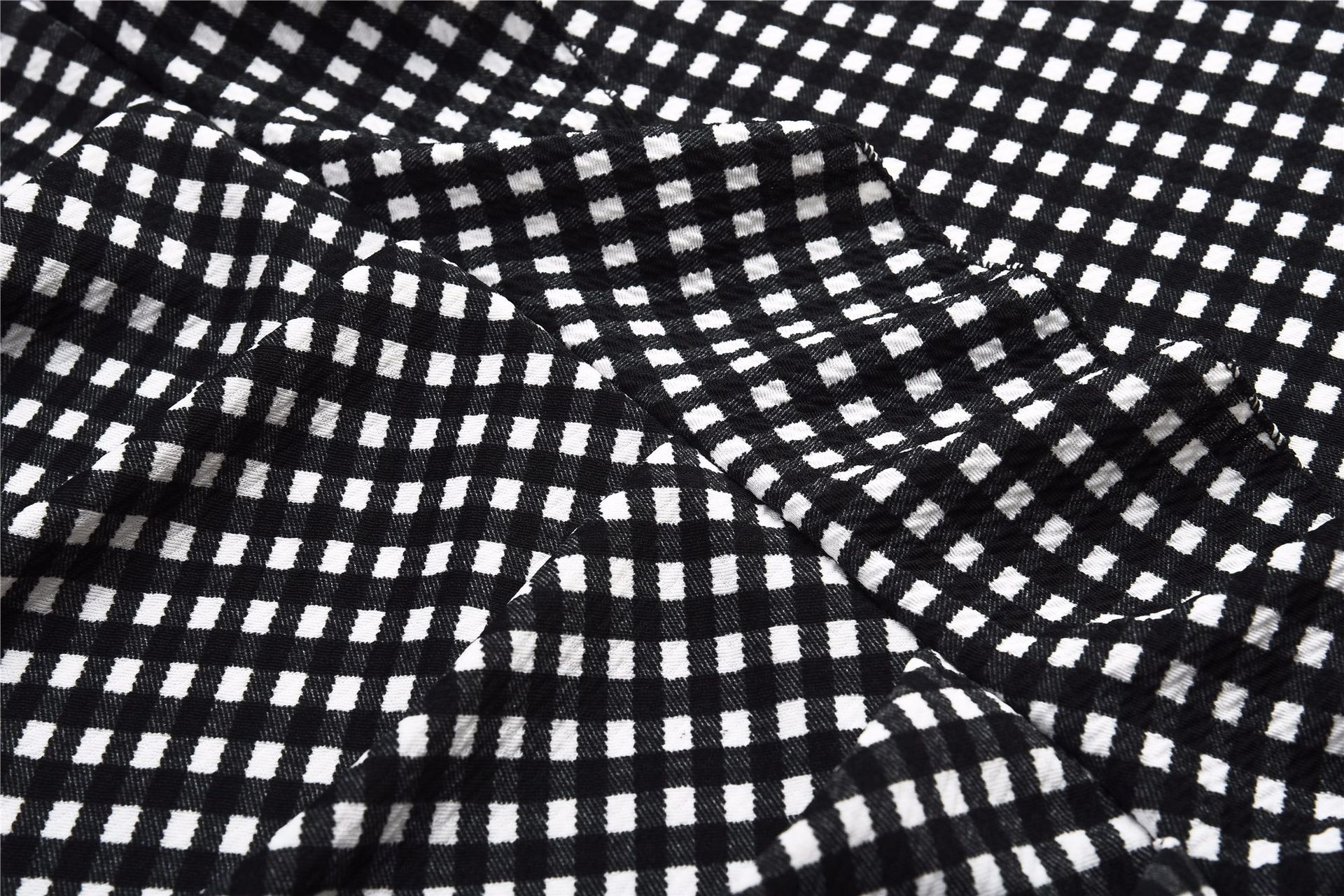 2020夏黑白格子不规则荷叶边一字肩包臀连衣短亚马逊速卖通批发q