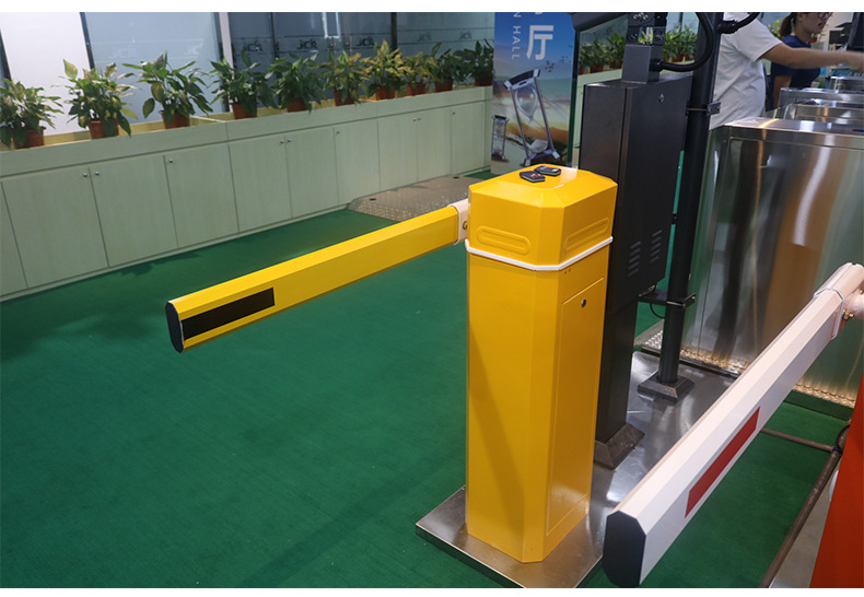 安装定制小区大门口自动门卫升降杆 电动起落栏杆 学校园区道闸杆