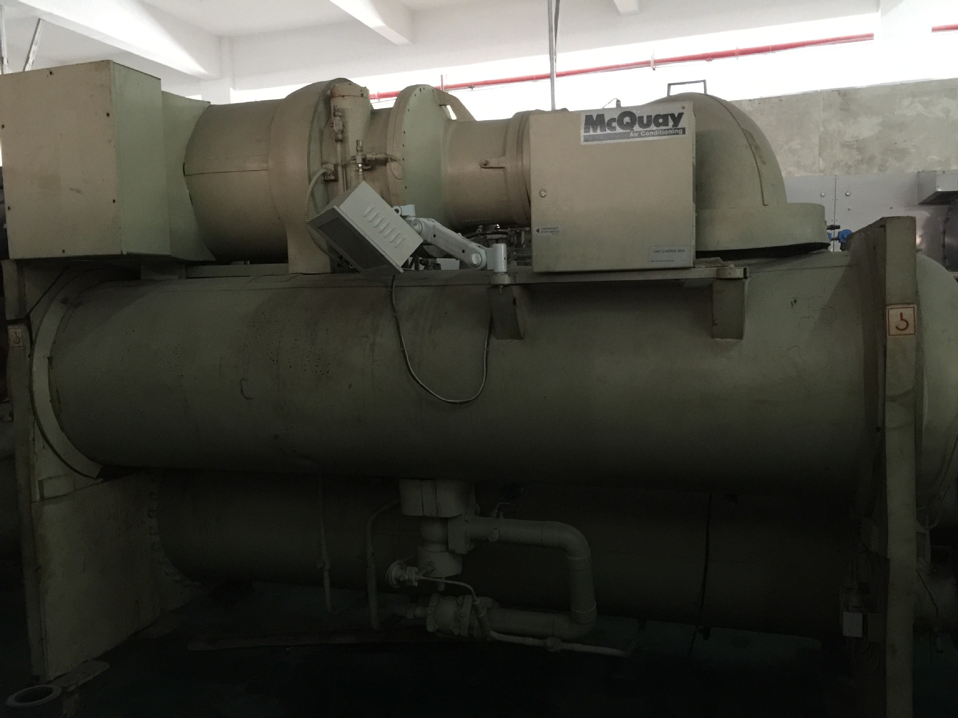 上海江苏浙江销售回收中央空调麦克维尔离心机400冷吨