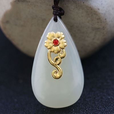 金镶玉 玉兰花吊坠男女款和田玉水滴项链茶花足金花开富贵批发