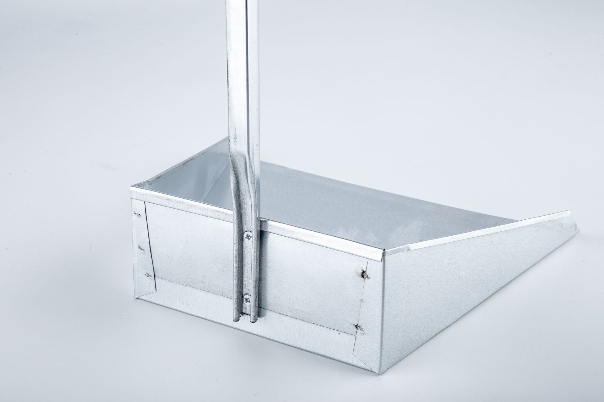 产品展示 / product show >福信日用塑料制品厂温馨提示:此款为白铁皮